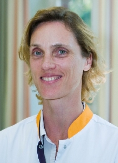 Dr Katrien Delvaux