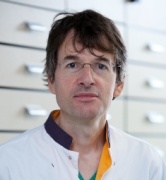 Dr. Van den Bosch Thierry
