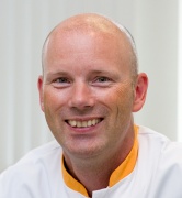 Dr. Jan Van Nuffel